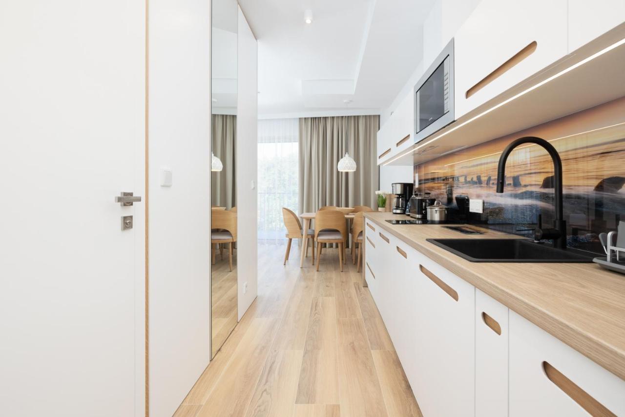 Apartament Przy Plazy Z Aneksem Kuchennym A 24 W Swinoujsciu シフィノウイシチェ エクステリア 写真