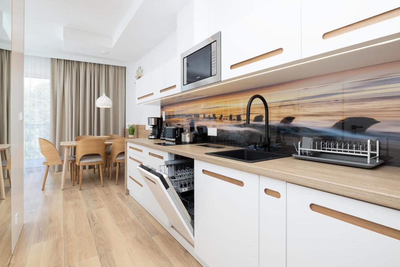 Apartament Przy Plazy Z Aneksem Kuchennym A 24 W Swinoujsciu シフィノウイシチェ エクステリア 写真